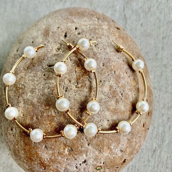 5/$25 FAUX PEARL HOOPS - Picture 2 of 5